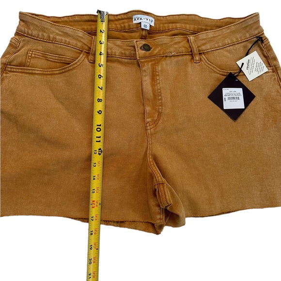 Ava & Viv Cut Off Jean Shorts Women's  Mid Rise Denim Brown Rust Size 20W - Picture 9 of 15